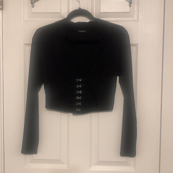 Pre-loved corset detail long sleeve crop top! - Picture 2 of 6